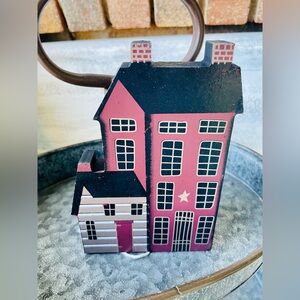 *Town House Blocks Primitive Burgundy Shelf Sitter